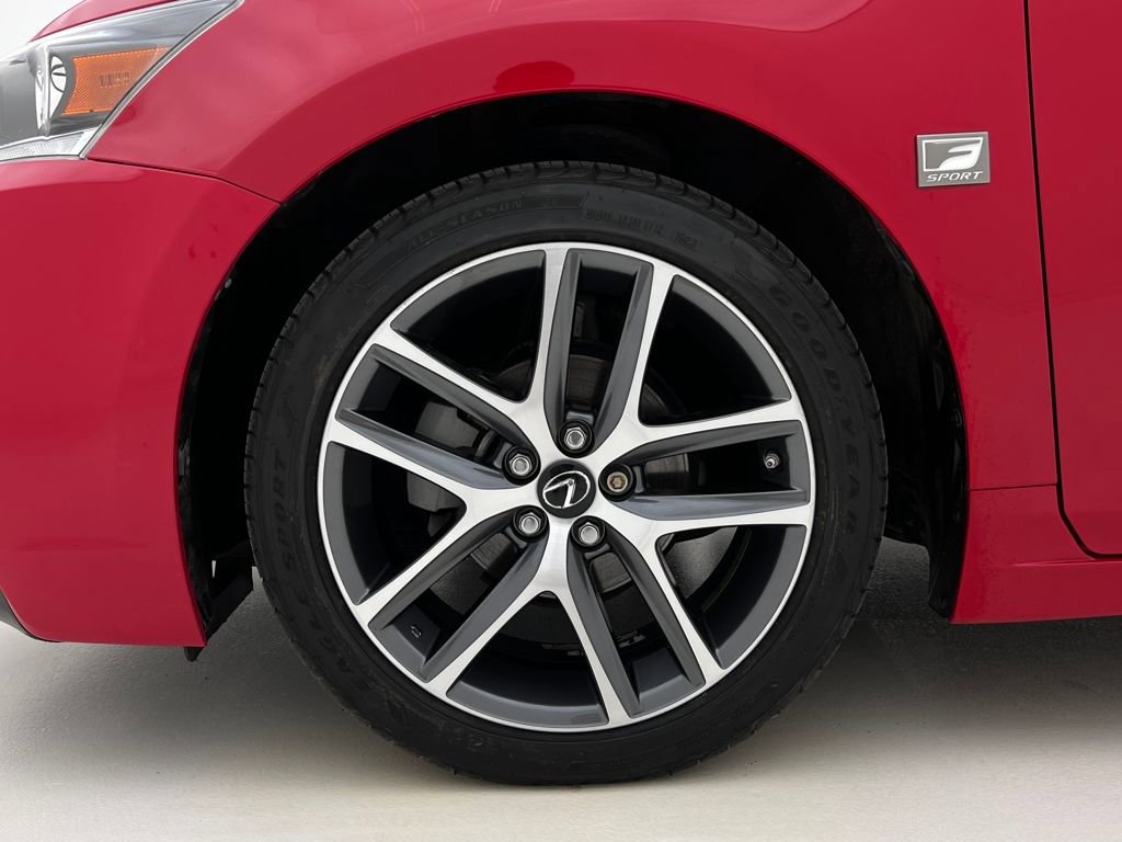 Used 2015 Lexus CT 200h w/ Navigation Package image 26