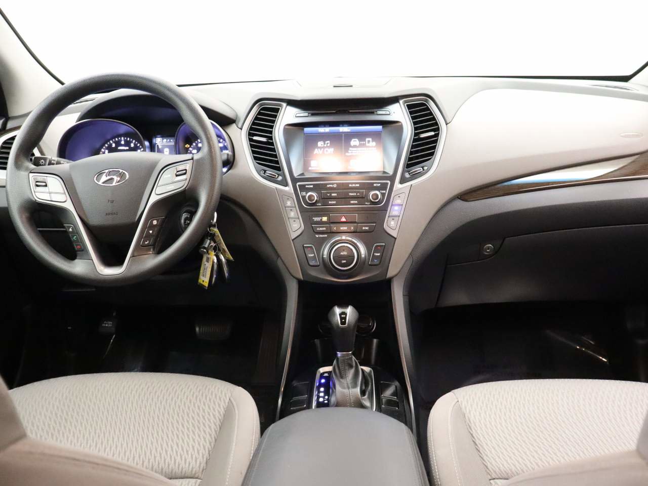 Used 2018 Hyundai Santa Fe SE image 13