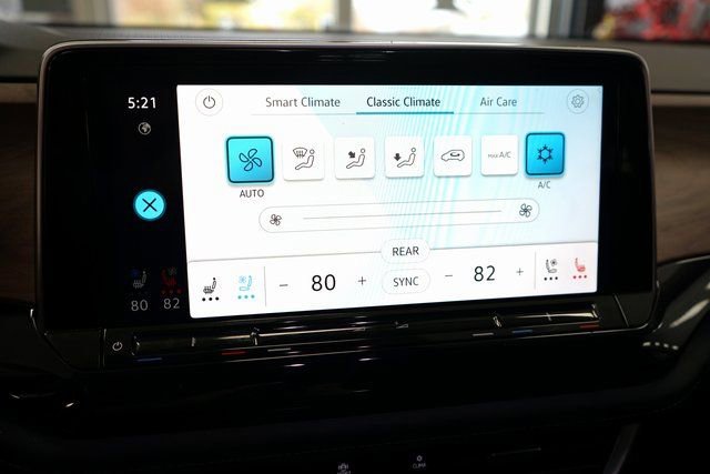 Used 2024 Volkswagen Atlas SE image 38