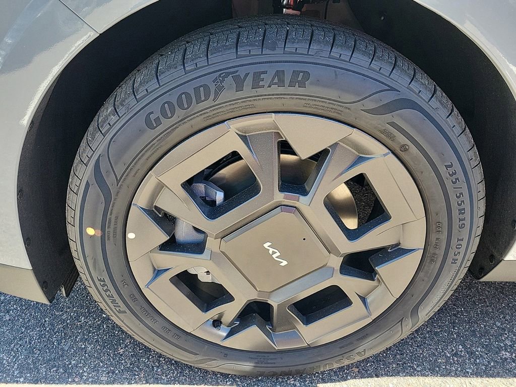 New 2026 Kia Carnival SX image 7