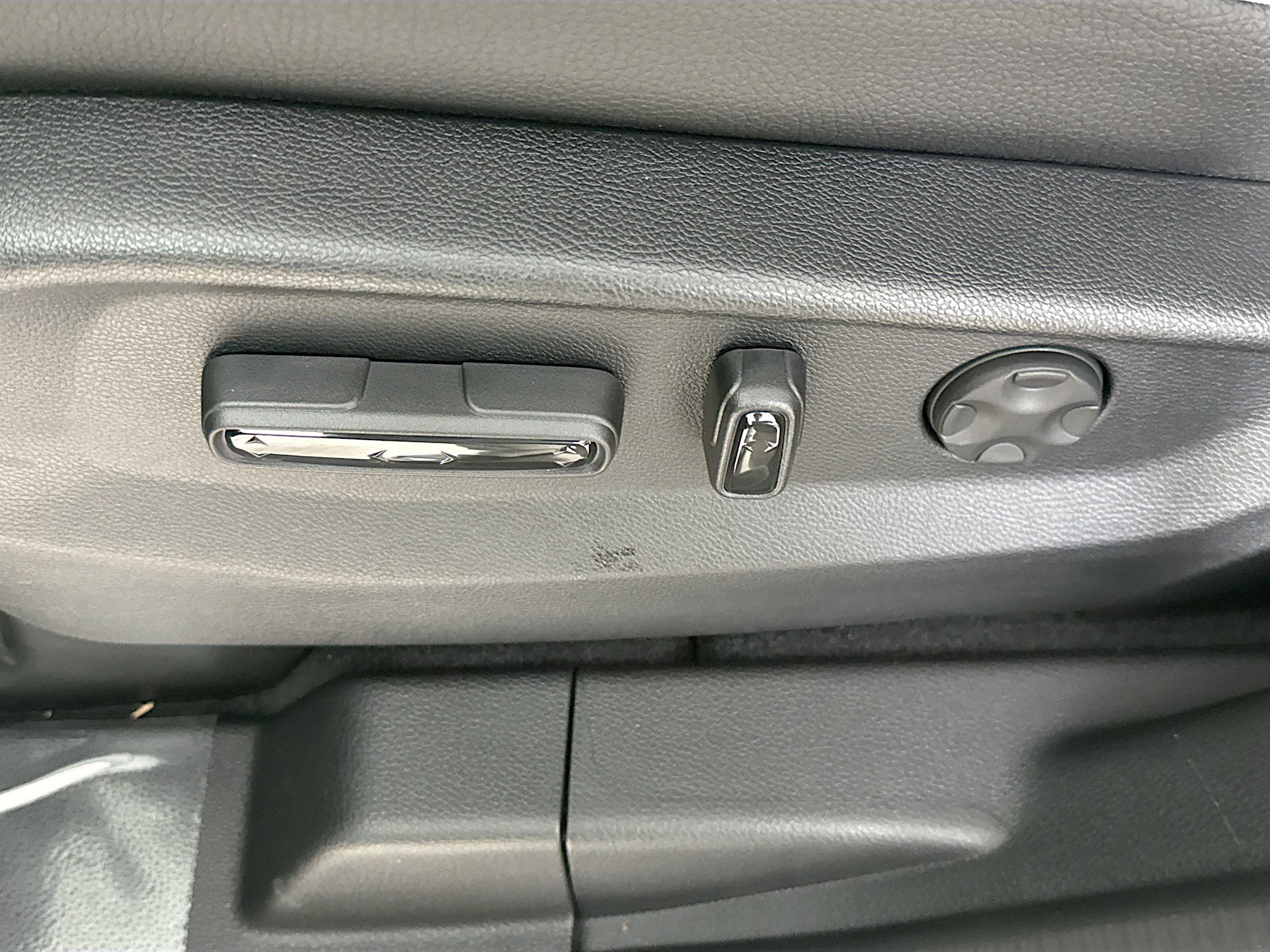 New 2026 Honda Odyssey Touring image 24