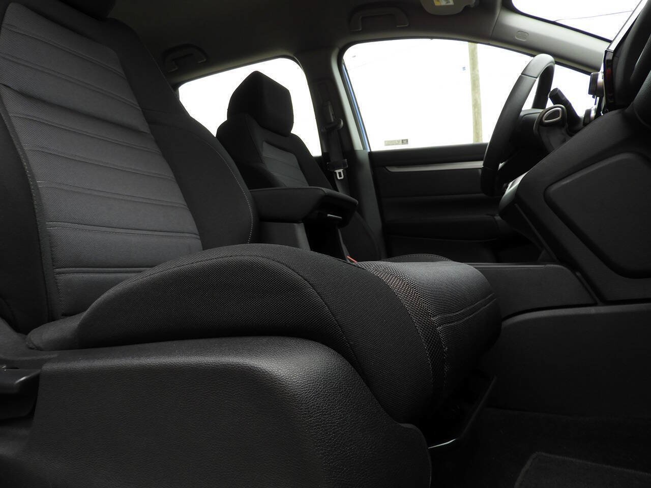 Used 2021 Honda CR-V Special Edition image 34