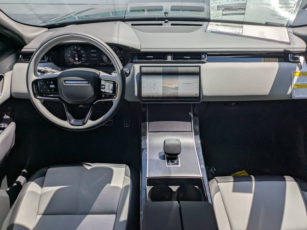 New 2026 Land Rover Range Rover Velar Dynamic SE AWD/4WD image 17