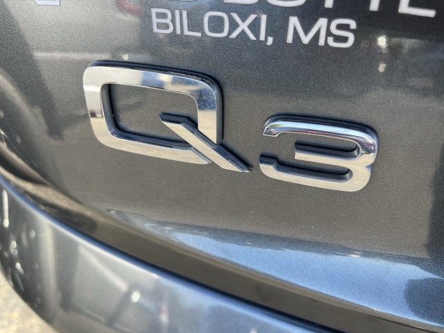 Used 2018 Audi Q3 2.0T Premium w/ Convenience Package FWD image 7