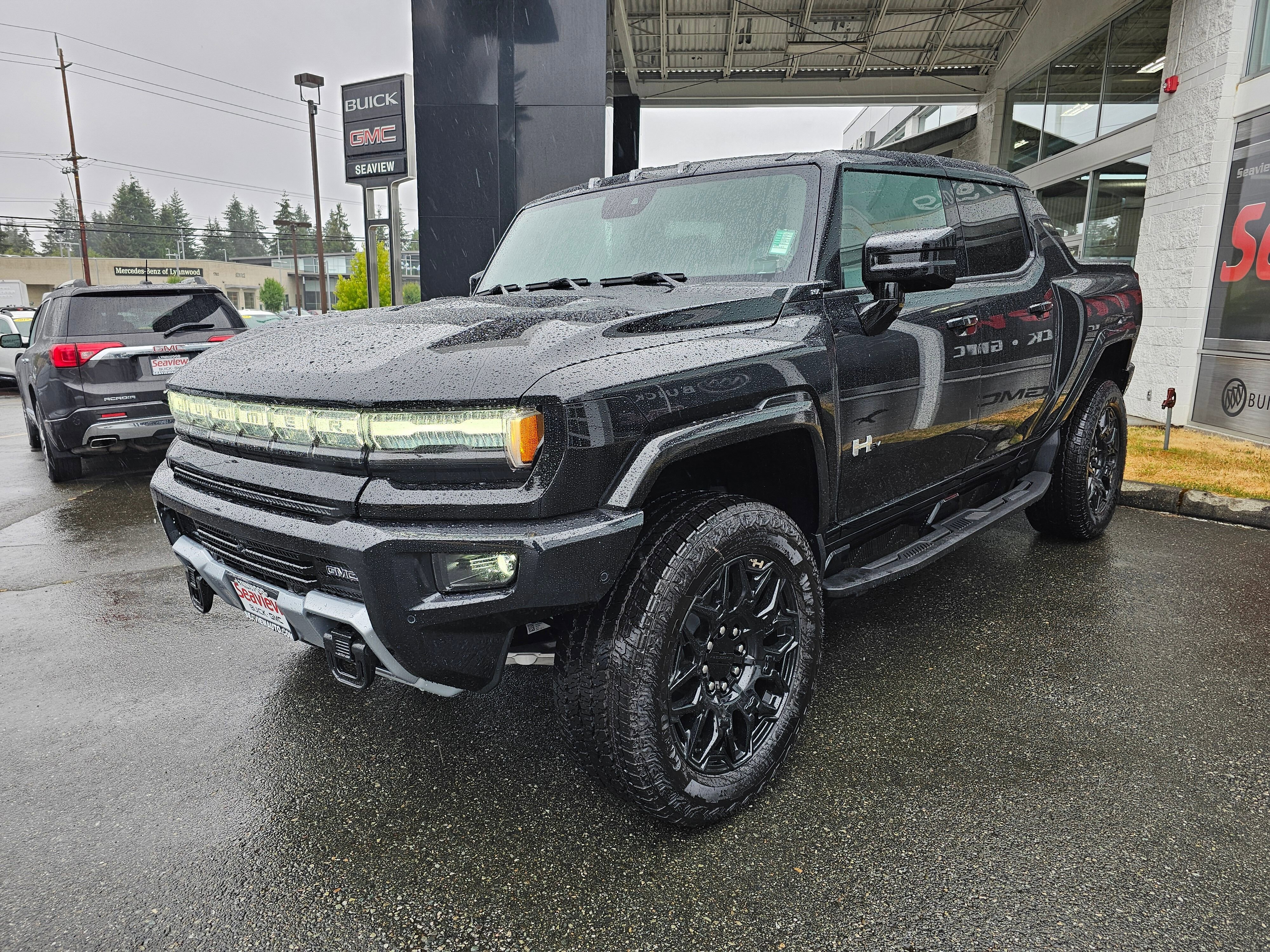 New 2024 GMC Hummer EV 2X image 3