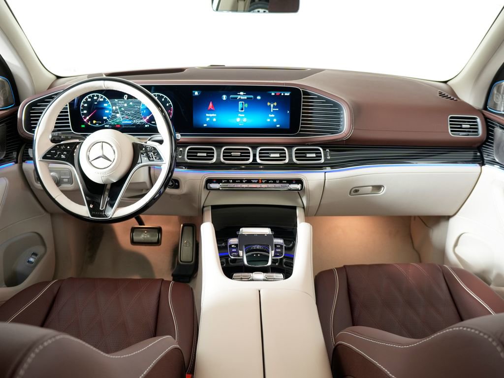 Used 2026 Mercedes-Benz Maybach GLS 600 4MATIC image 14