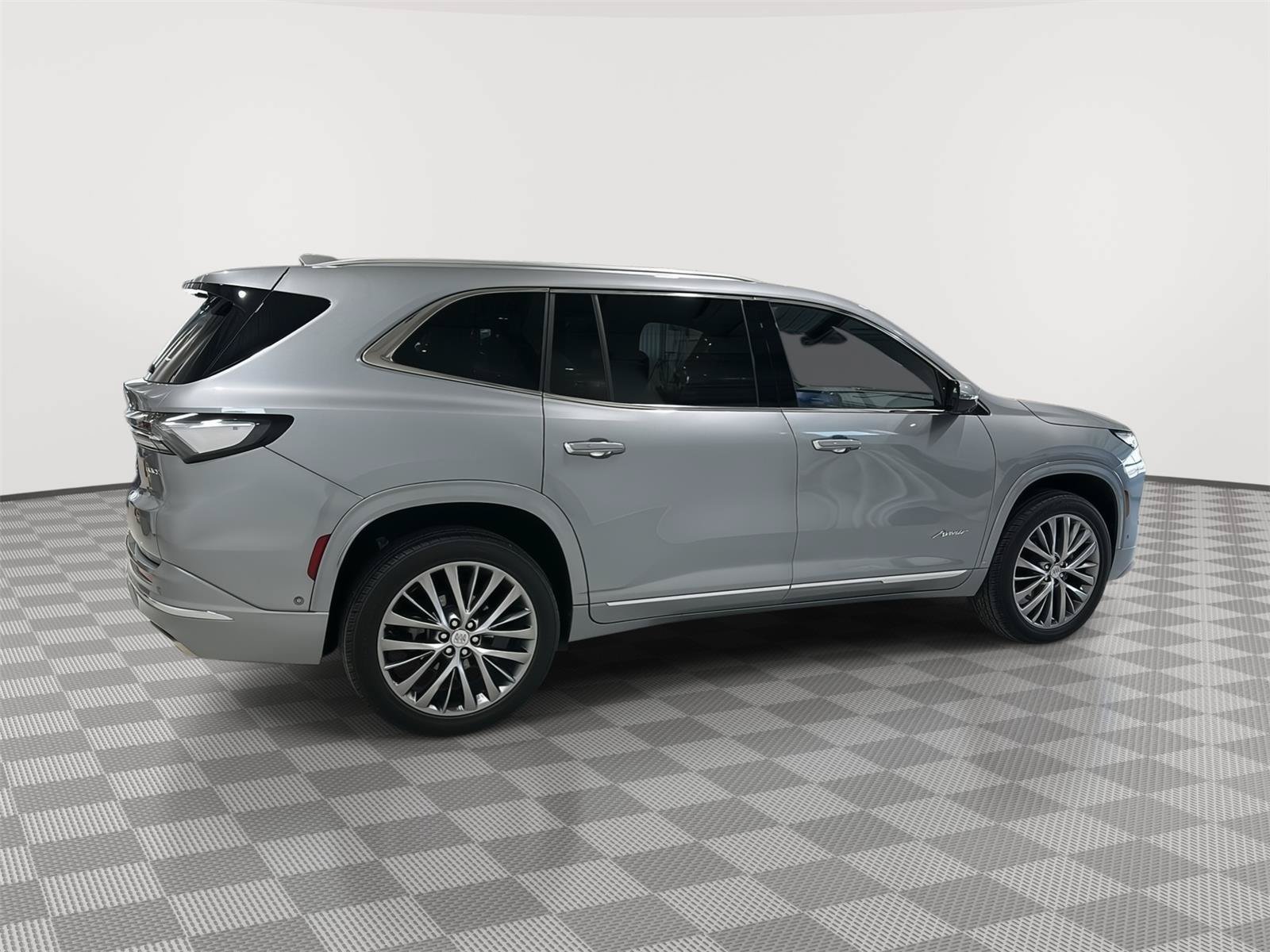 Used 2025 Buick Enclave Avenir w/ Super Cruise Package AWD/4WD image 7