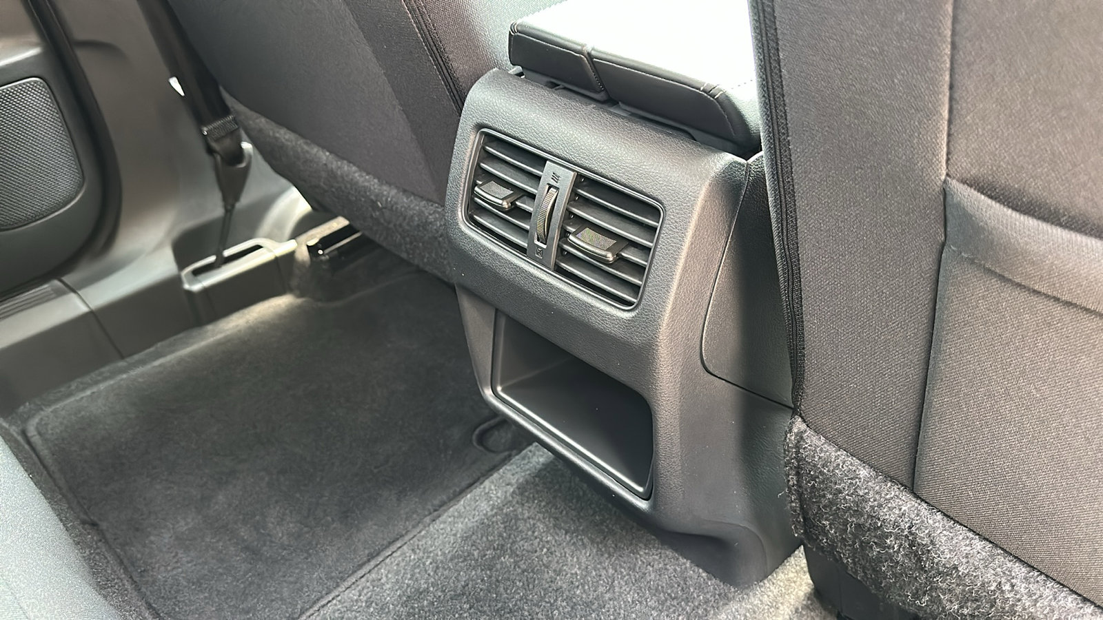 Certified 2023 Nissan Rogue S image 24