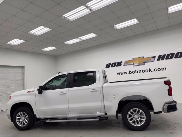 New 2026 Chevrolet Silverado 1500 LT w/ Z71 Off-Road Package AWD/4WD image 8