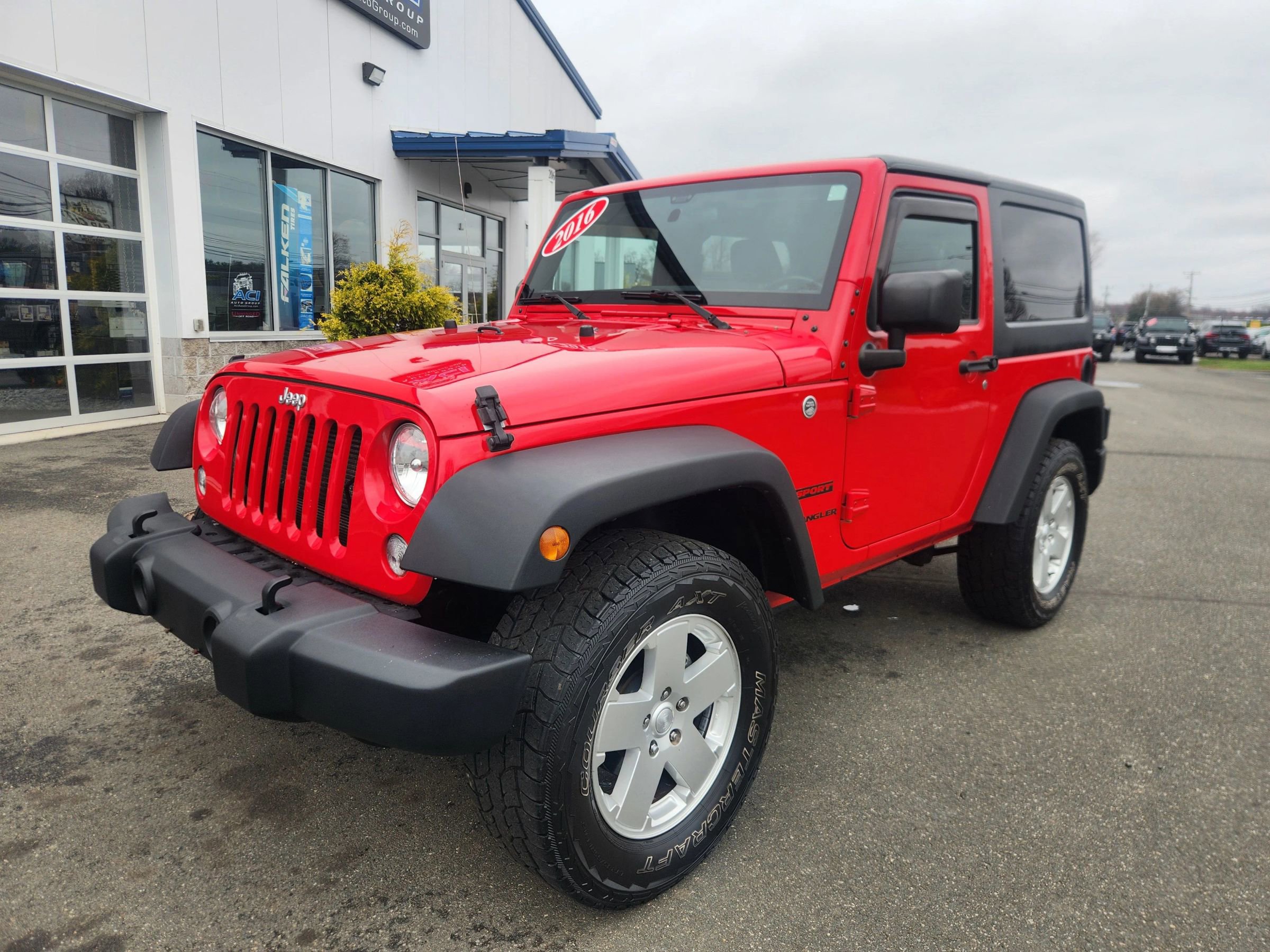 Used 2016 Jeep Wrangler Sport w/ Connectivity Group image 5