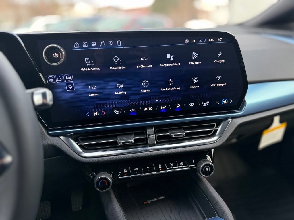 New 2026 Chevrolet Equinox EV LT image 17