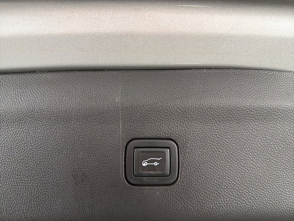 Used 2021 Buick Enclave Essence w/ Sound and Sites Package image 30