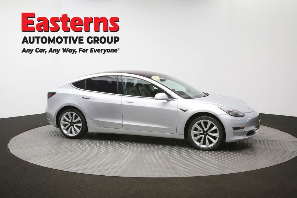 Used 2018 Tesla Model 3 Mid Range RWD image 40