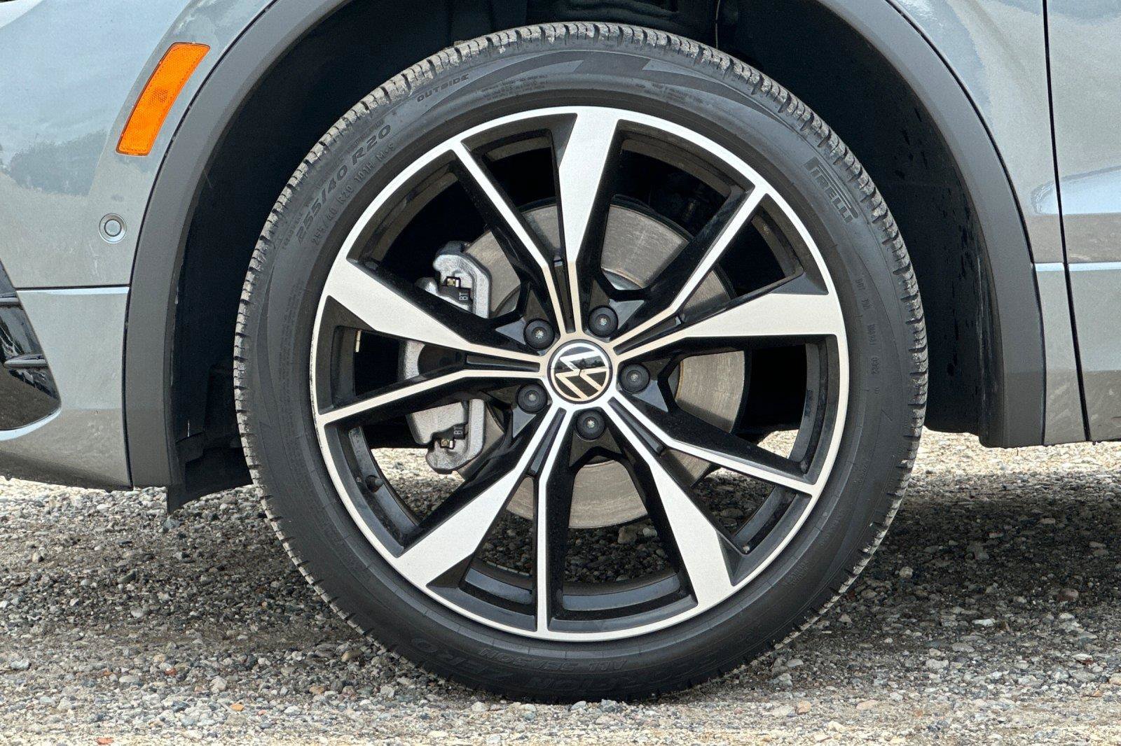 Certified 2023 Volkswagen Tiguan SEL R-Line AWD/4WD image 26