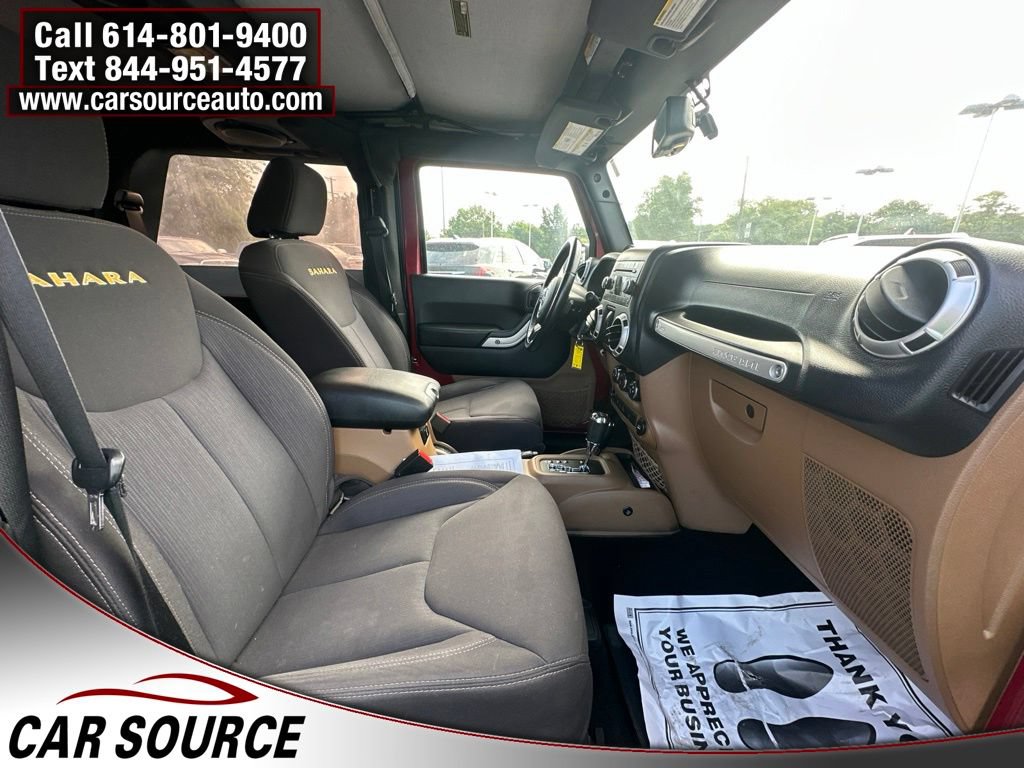 Used 2013 Jeep Wrangler Sahara w/ Dual Top Group AWD/4WD image 19
