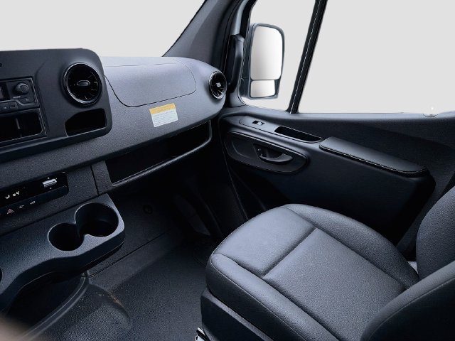 Certified 2025 Mercedes-Benz Sprinter 2500 image 23