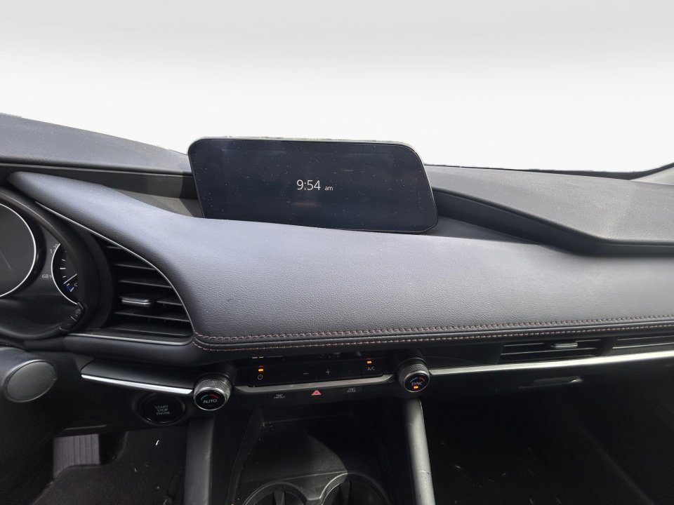 Used 2023 MAZDA MAZDA3 s FWD image 17