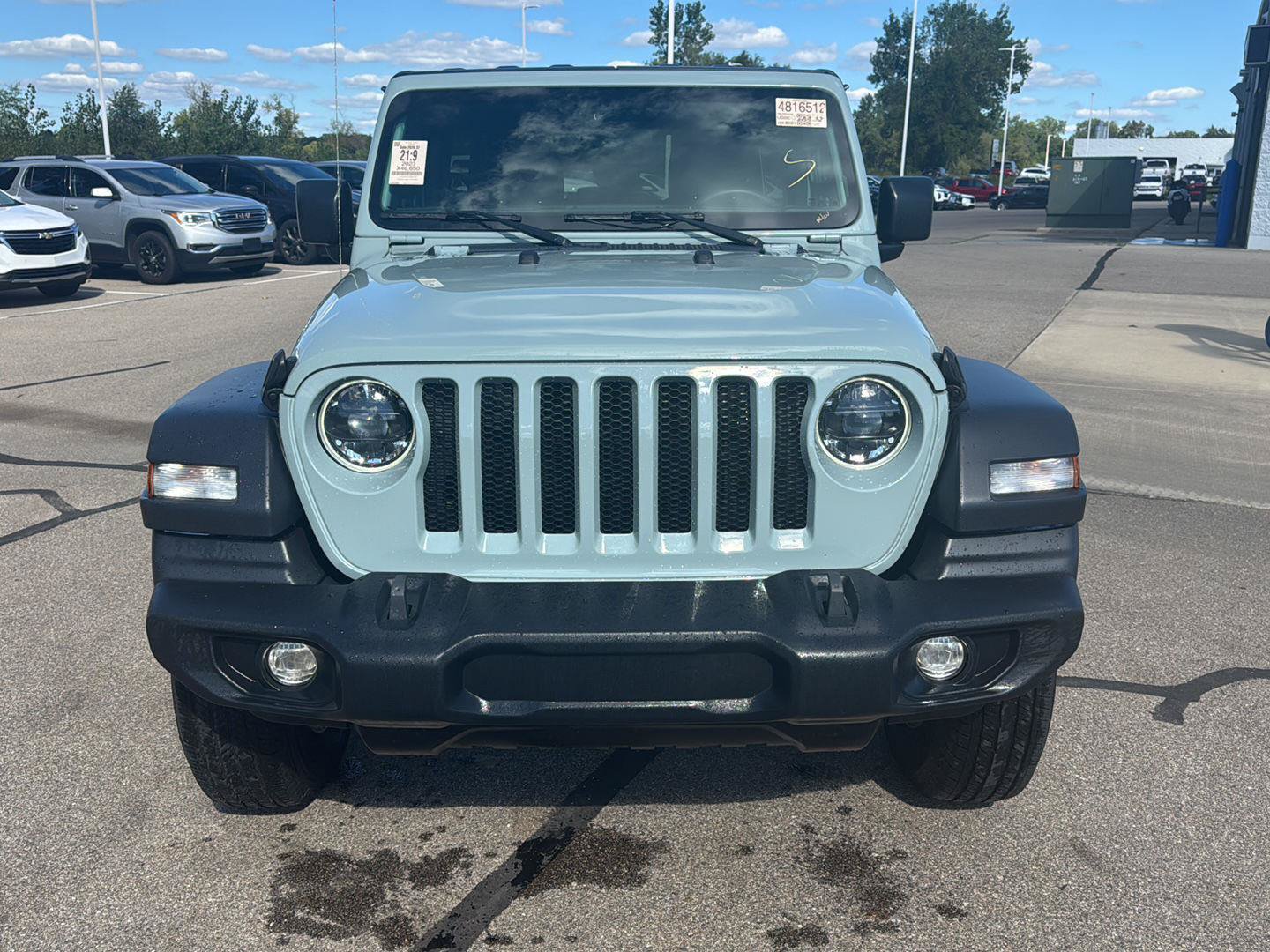 Used 2023 Jeep Wrangler Unlimited Sport AWD/4WD image 8
