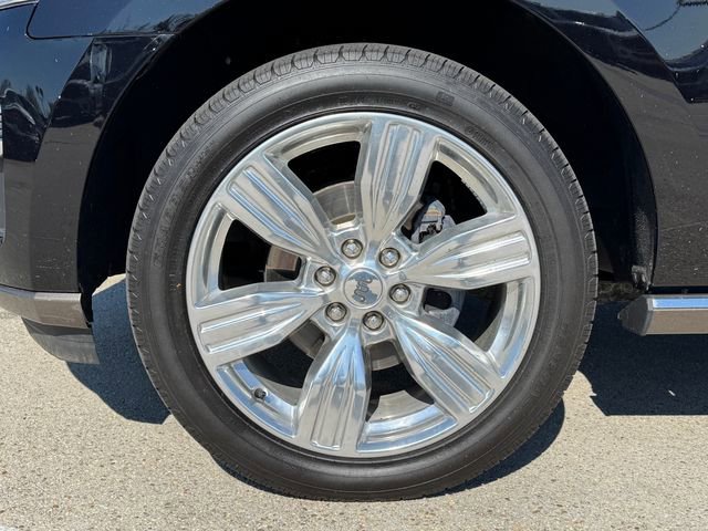 Used 2024 Ford Expedition King Ranch image 12