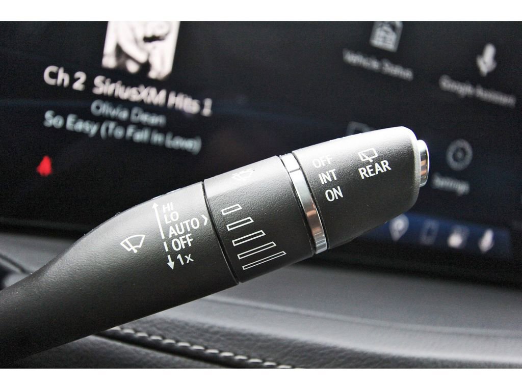 Used 2024 Cadillac XT4 Premium Luxury w/ Active Safety Package image 18