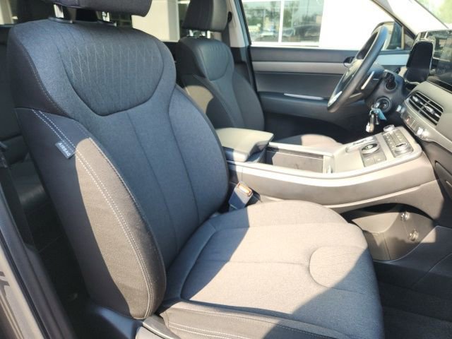 Used 2022 Hyundai Palisade SE image 12