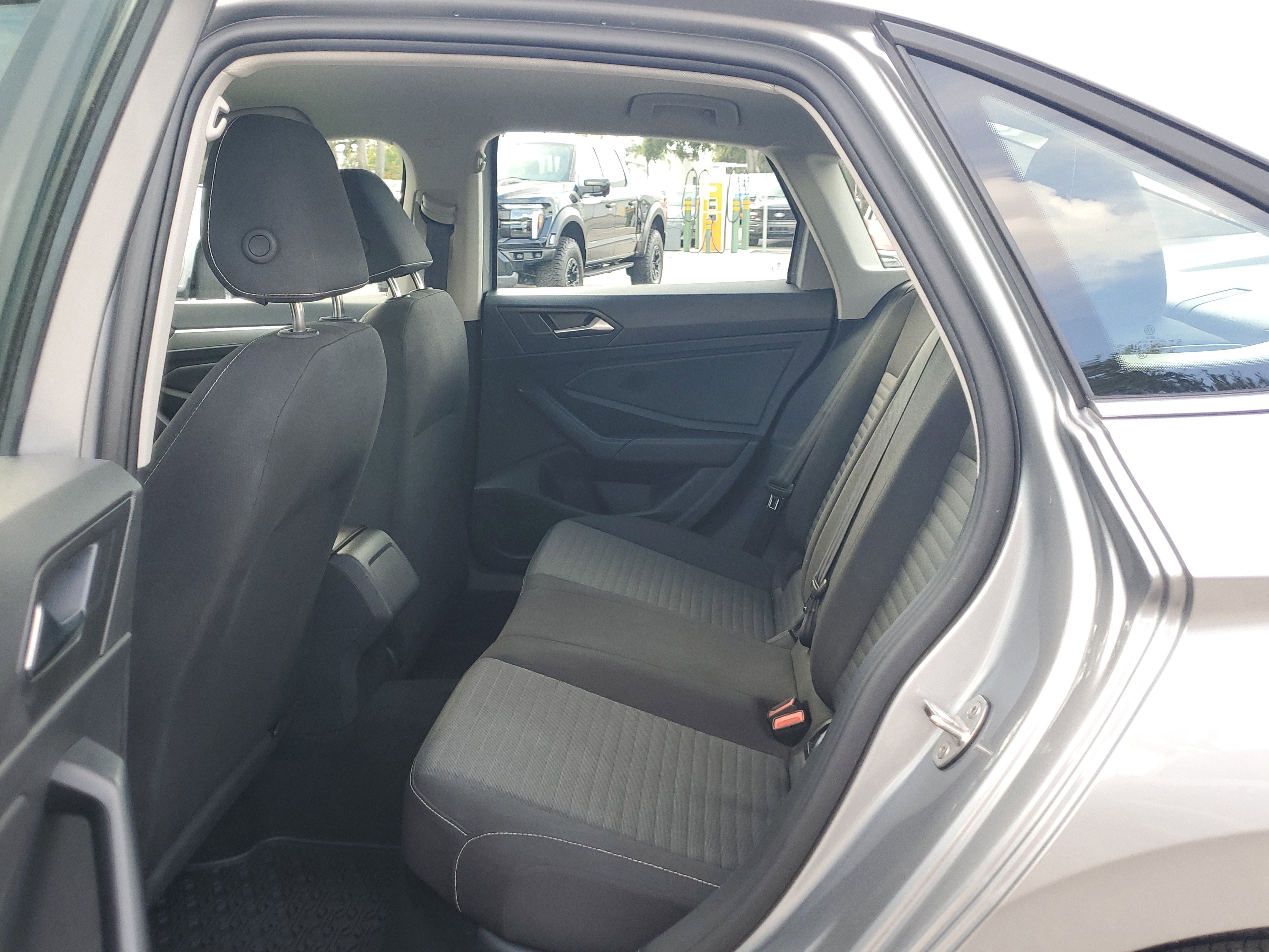 Used 2024 Volkswagen Jetta S image 12