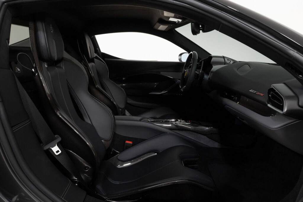 Used 2024 Ferrari 296 GTB image 40