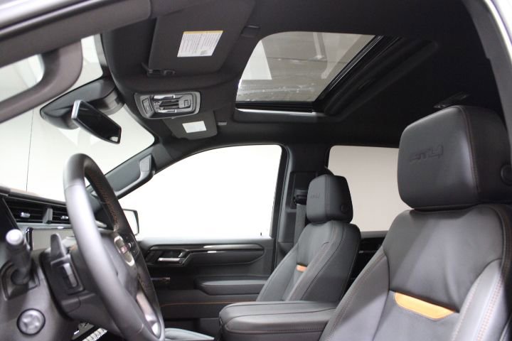 New 2026 GMC Sierra 1500 AT4 w/ AT4 Premium Package image 4