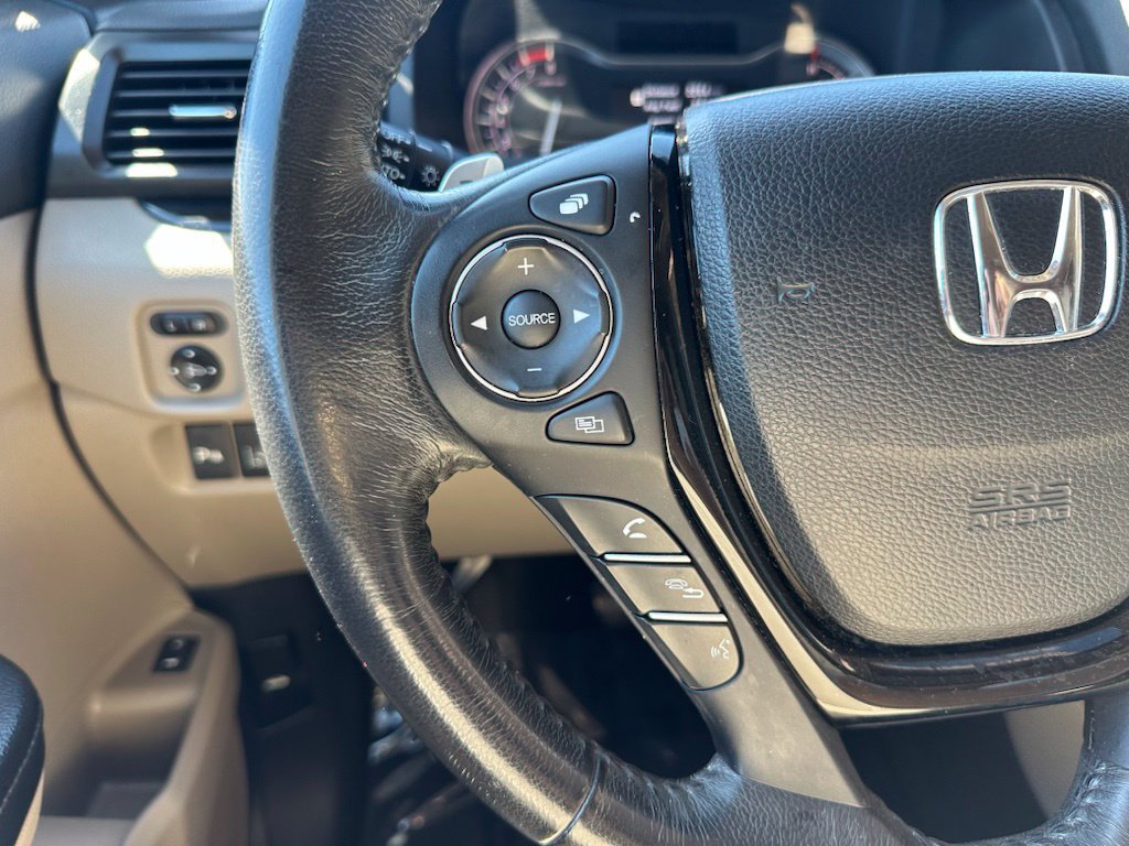 Used 2018 Honda Pilot Touring image 30