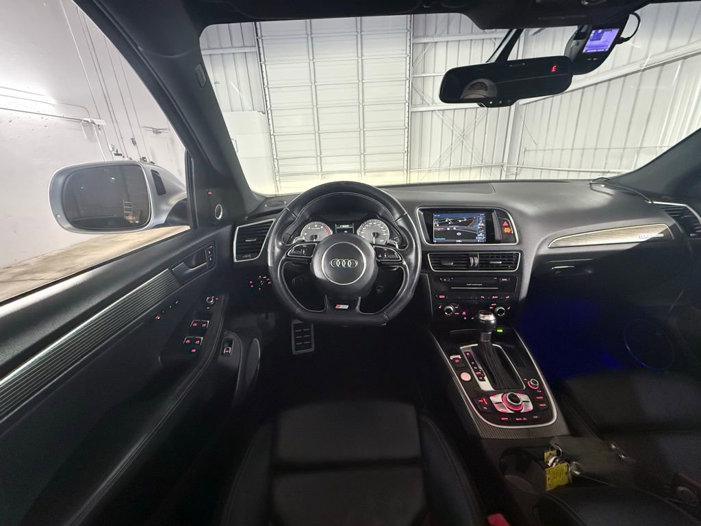 Used 2015 Audi SQ5 Prestige w/ Prestige Package image 19