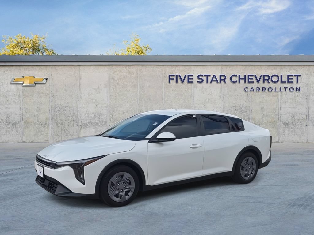 Used 2025 Kia K4 FWD image 4