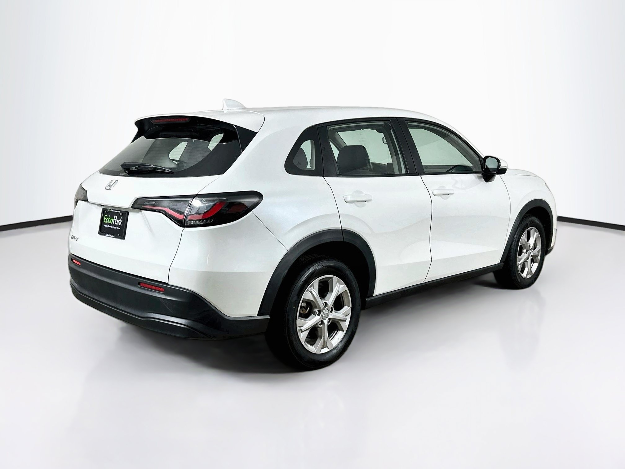 Used 2023 Honda HR-V LX image 9
