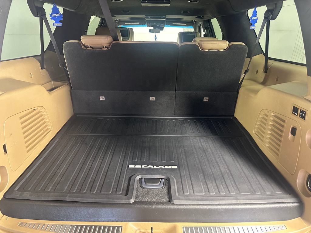 Used 2018 Cadillac Escalade ESV Platinum AWD/4WD image 7