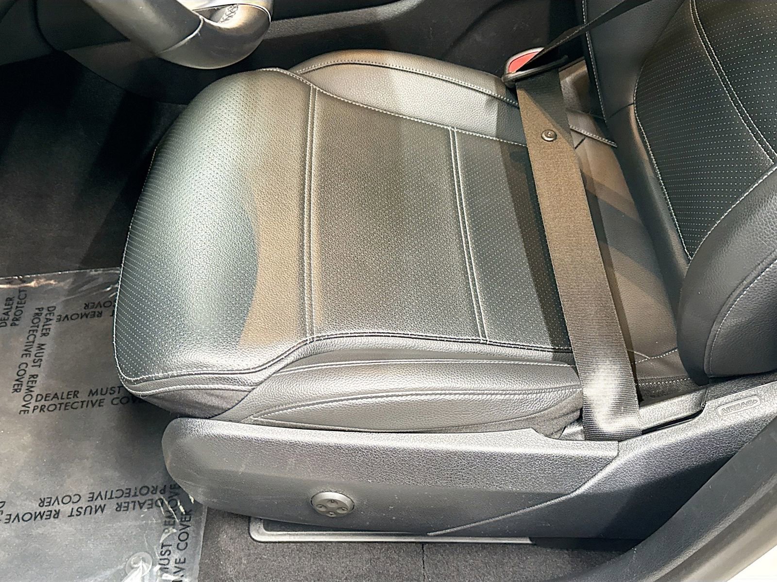 Used 2024 Mercedes-Benz GLC 300 4MATIC image 20