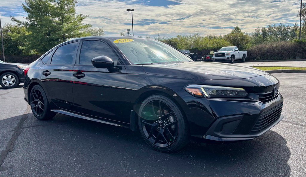 Used 2023 Honda Civic Sport image 8