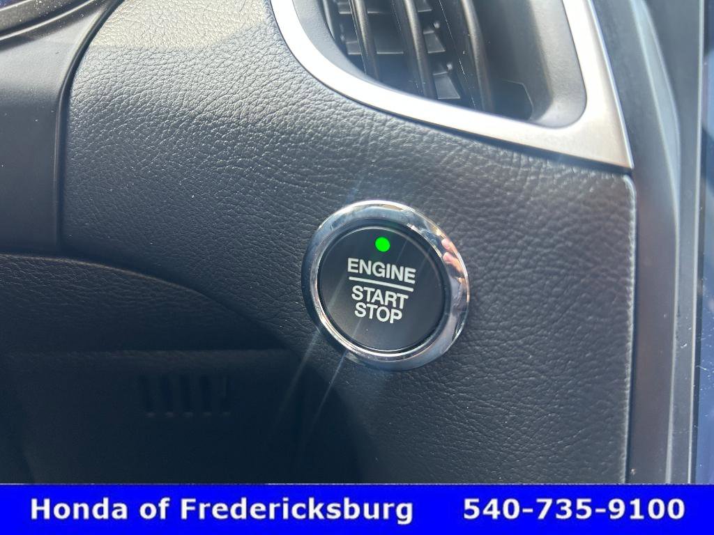 Used 2022 Ford Edge SE w/ Black Appearance Package image 17