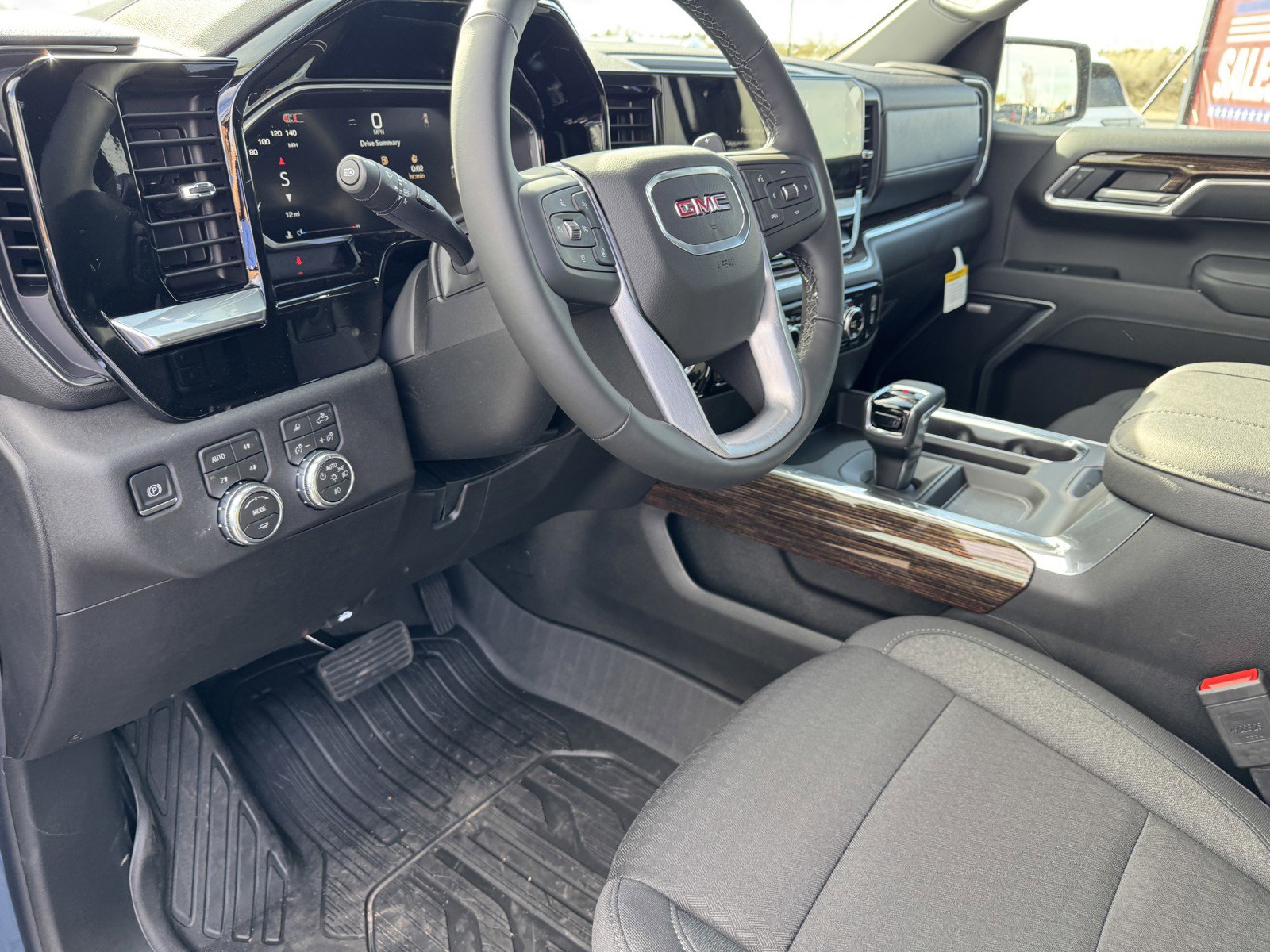 New 2026 GMC Sierra 1500 Elevation AWD/4WD image 15
