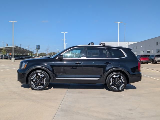 Used 2025 Kia Telluride S AWD/4WD image 3
