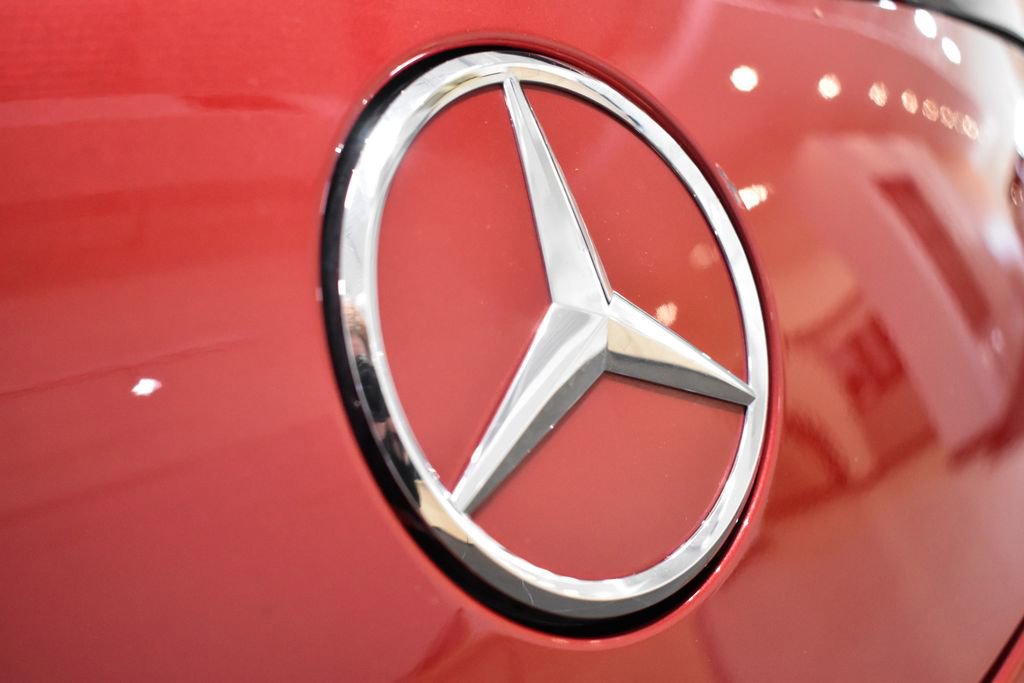 Certified 2025 Mercedes-Benz CLE 300 4MATIC Cabriolet image 11