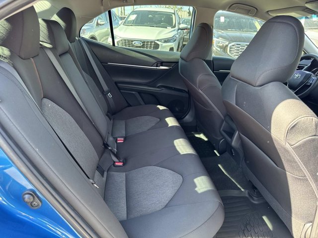 Used 2020 Toyota Camry LE image 20