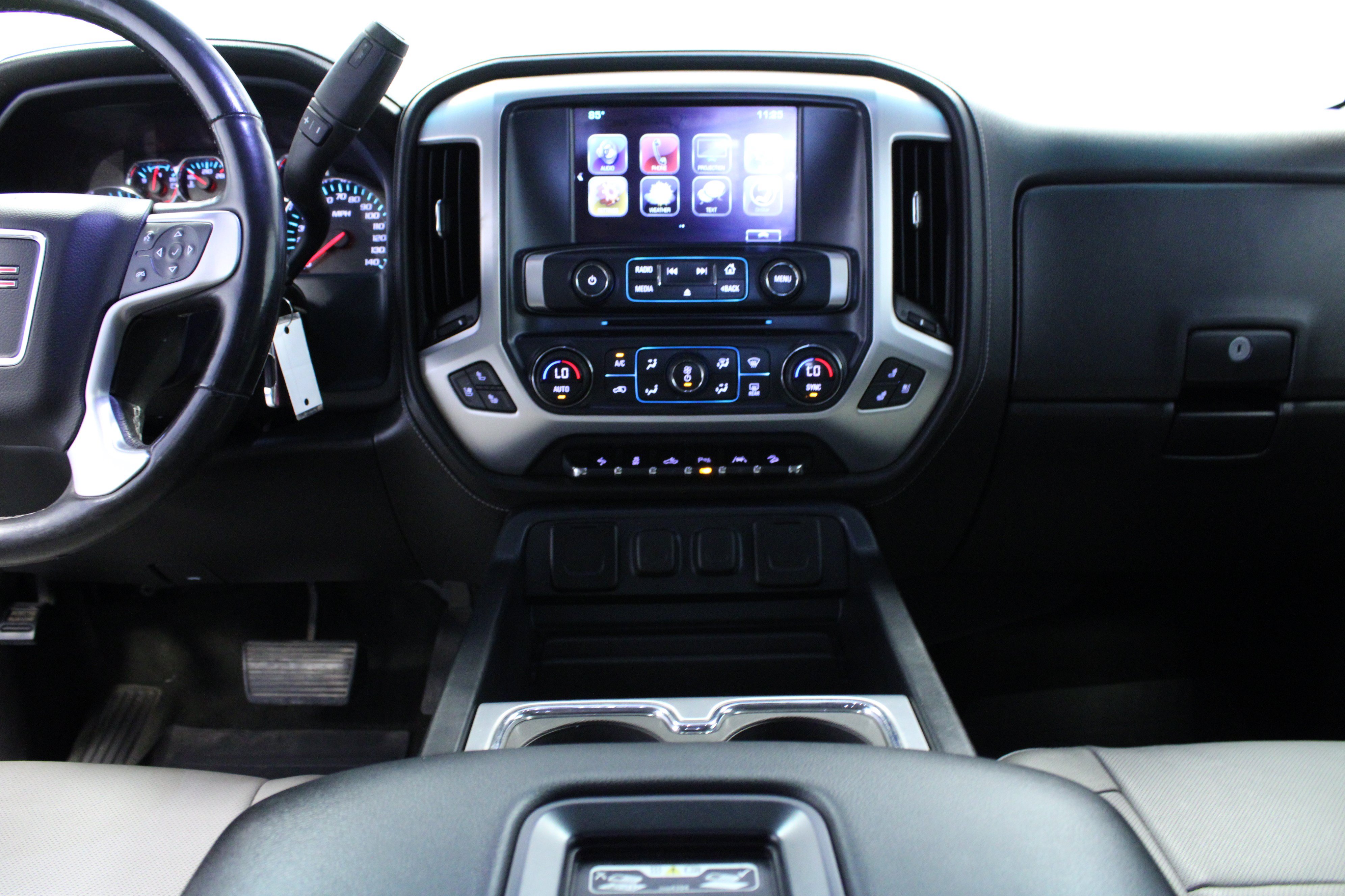 Used 2017 GMC Sierra 1500 SLT w/ SLT Premium Package AWD/4WD image 18
