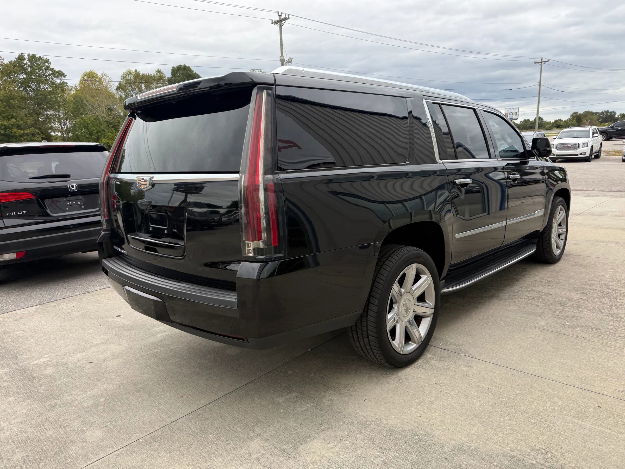 Used 2020 Cadillac Escalade ESV Luxury image 22