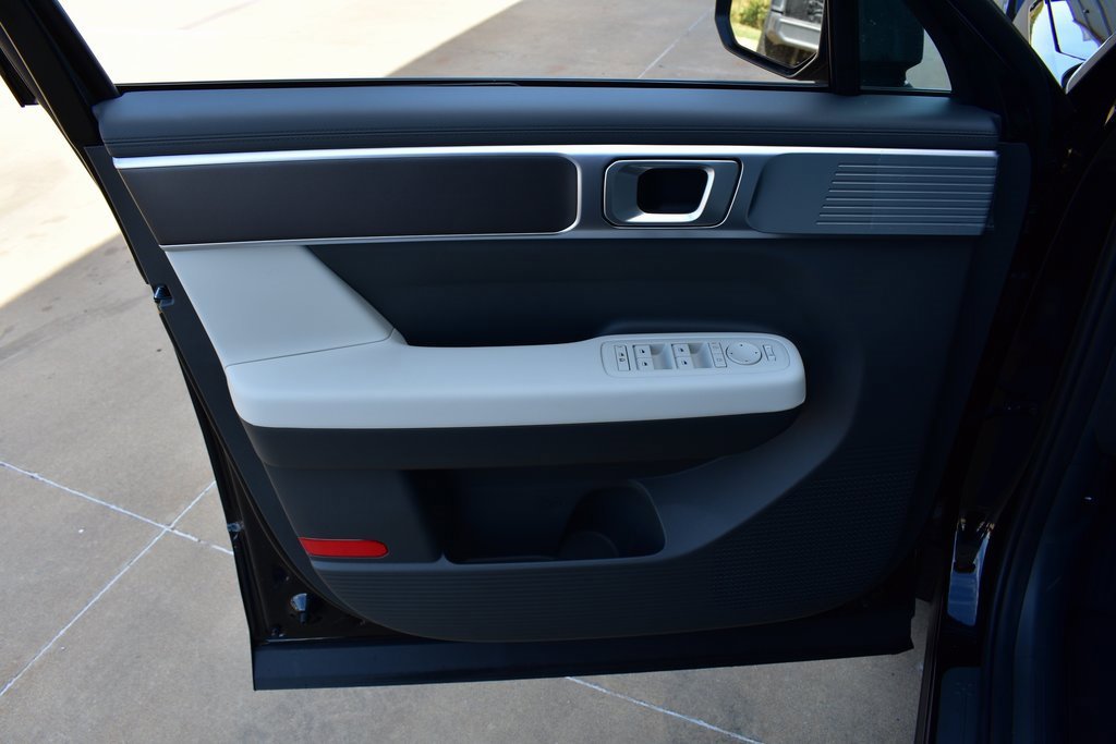 New 2026 Hyundai Santa Fe SE image 13