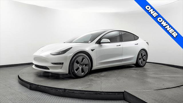Used 2023 Tesla Model 3 Standard Range RWD image 2