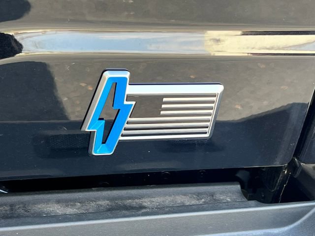 New 2025 Ford F150 Lightning Flash AWD/4WD image 13