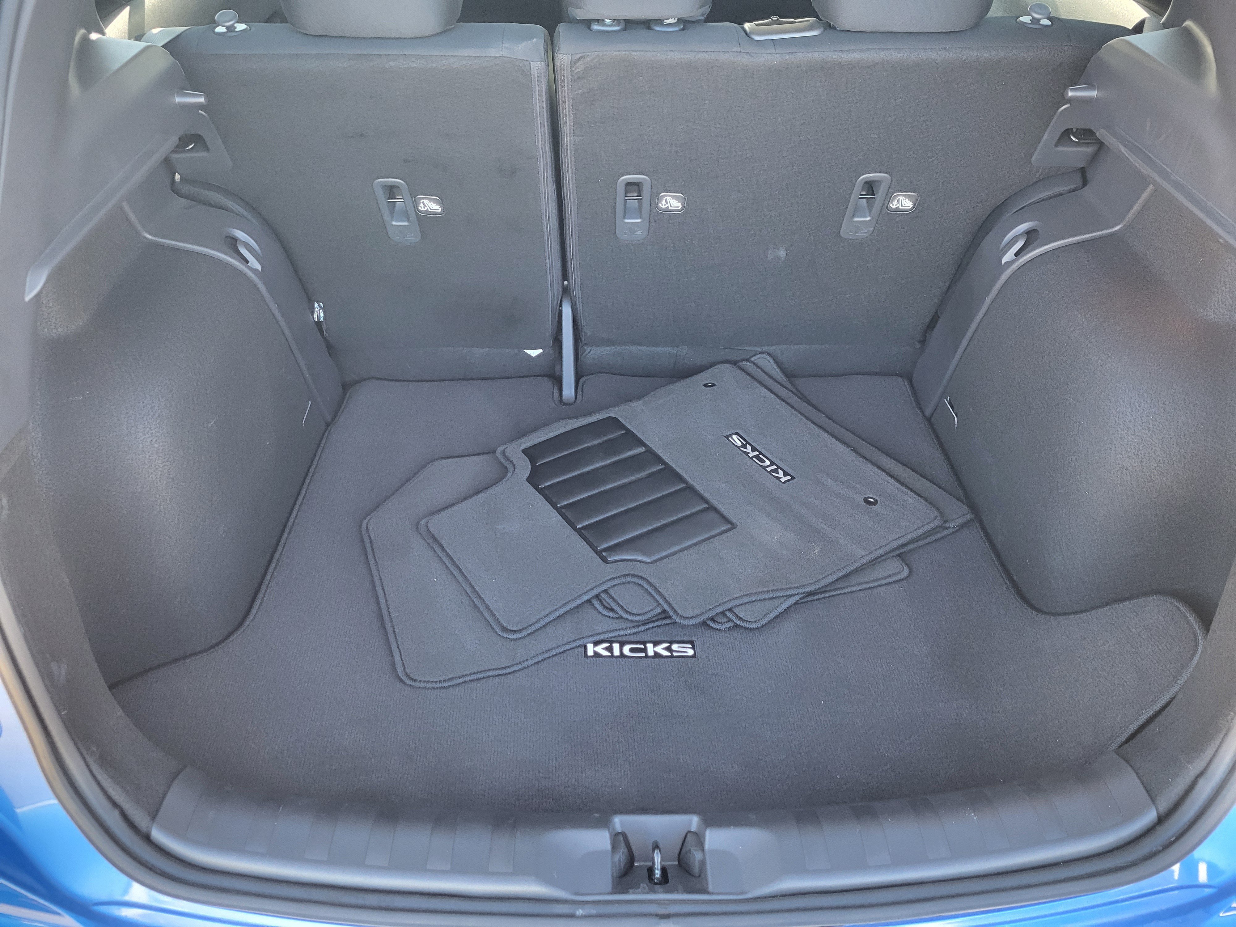 Certified 2025 Nissan Kicks Play S FWD image 13