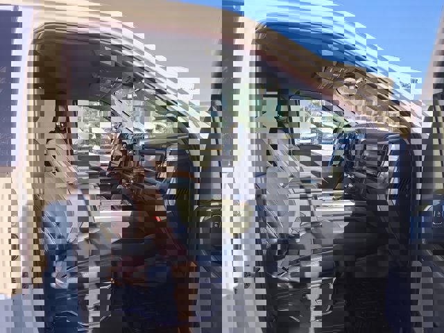 Used 2024 Ford F250 Lariat image 14