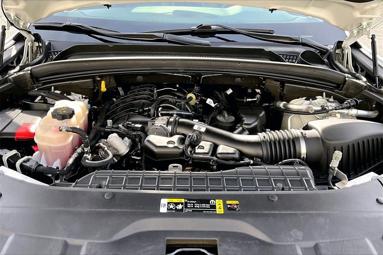 Certified 2022 Jeep Grand Cherokee L Limited image 39