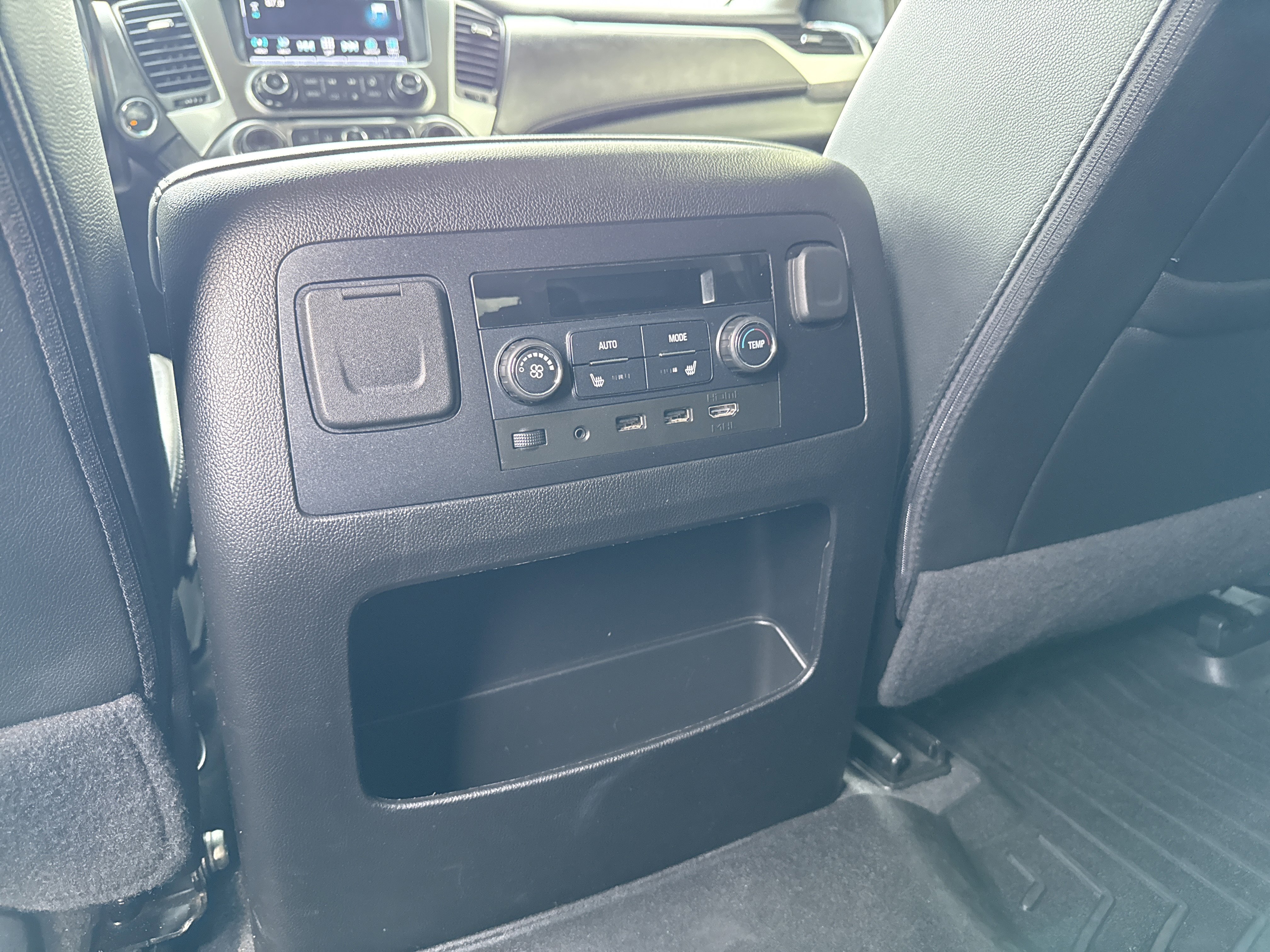 Used 2020 Chevrolet Tahoe Premier image 28