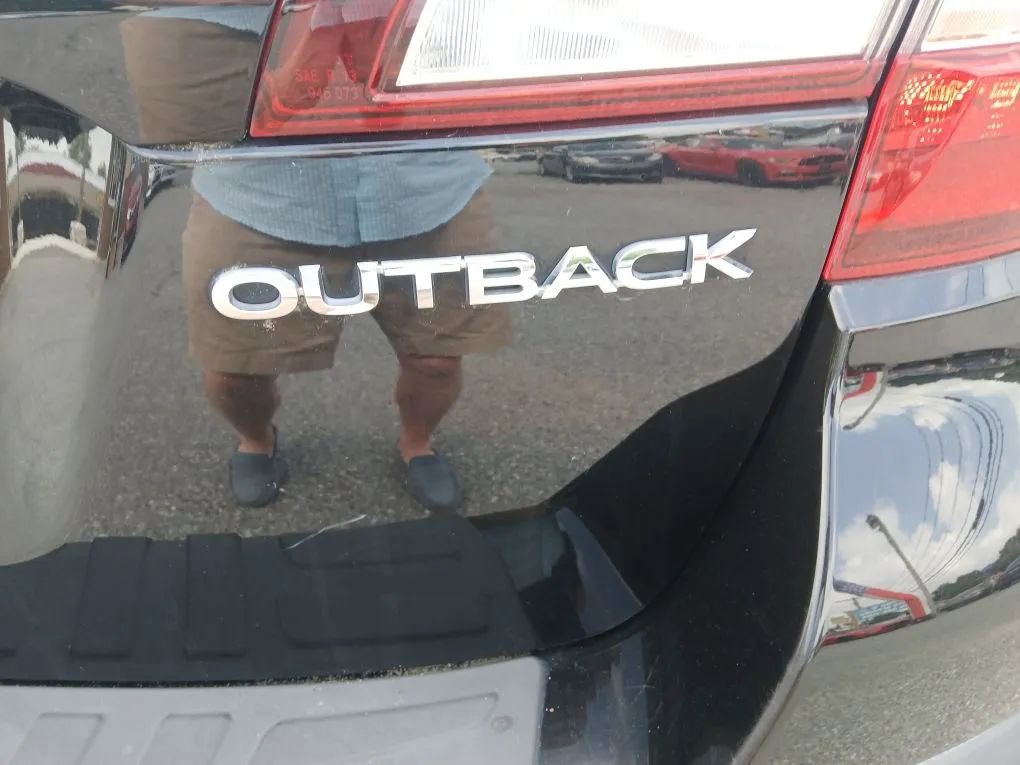 Used 2019 Subaru Outback 2.5i Limited w/ Protection Package #1 image 30